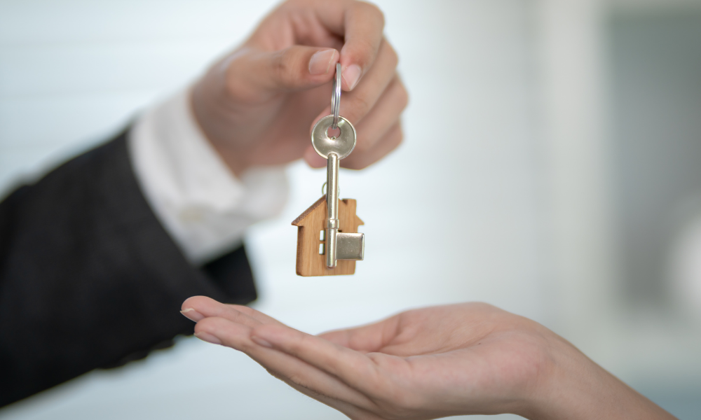 lease, rental and selling home. Real estate agent manager sent h